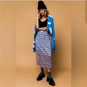 Dressed in LALA pink and blue wavy midi/ maxi skirt